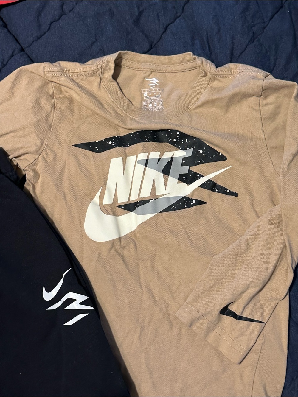 Boys Nike Tan Long-Sleeve Jogger Set - Picture 3 of 3